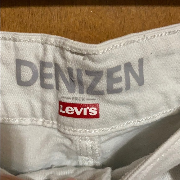 White Denizen Levi Shorts - Picture 2 of 4